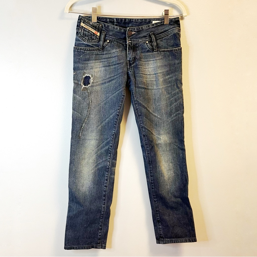 Diesel Jeans Medium Wash Distressed Matic Flying Monkey Jeans Sz 25 W X 32 L Euc